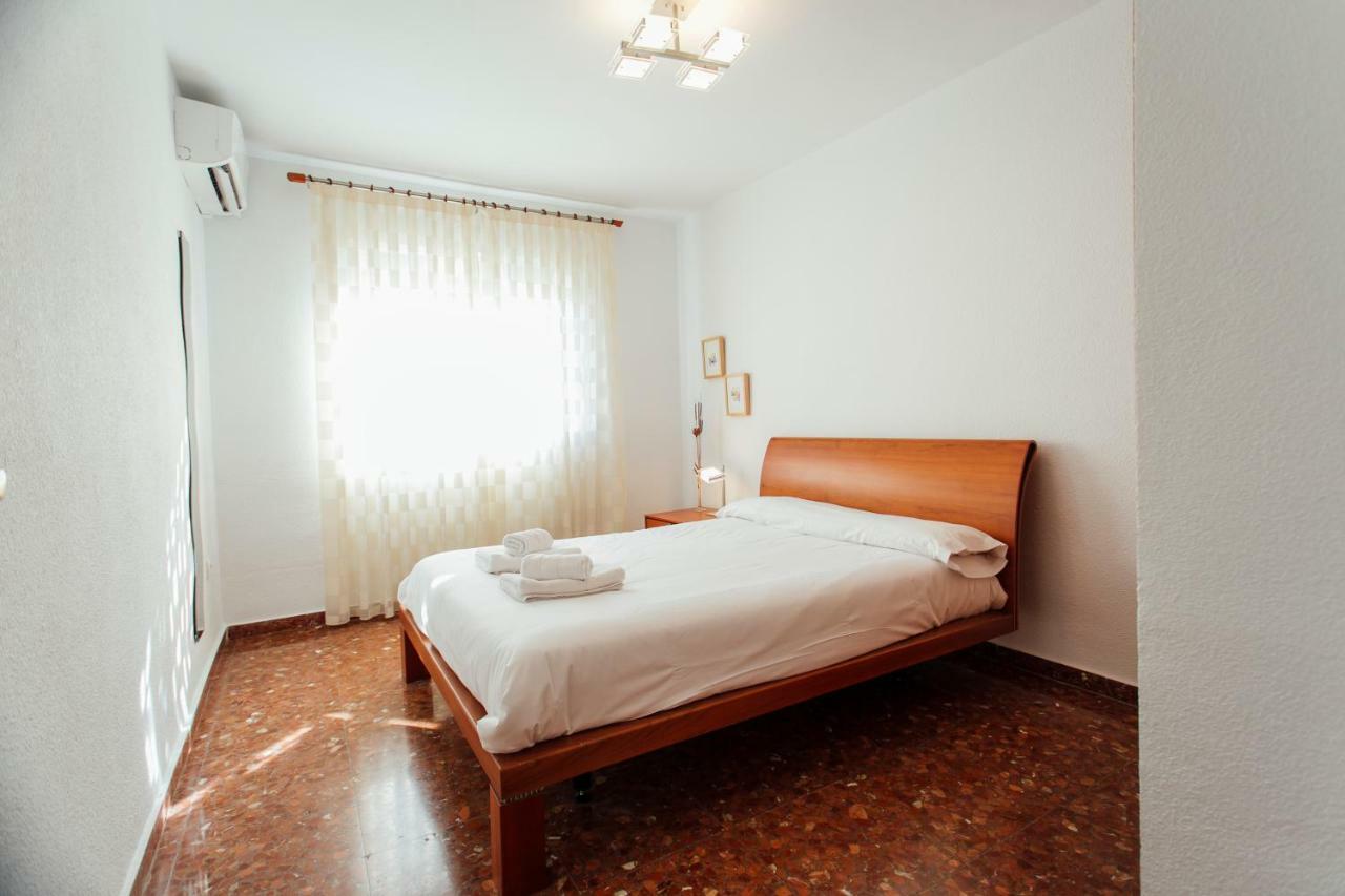 Comfortable- 2bd 1bth- Triana *